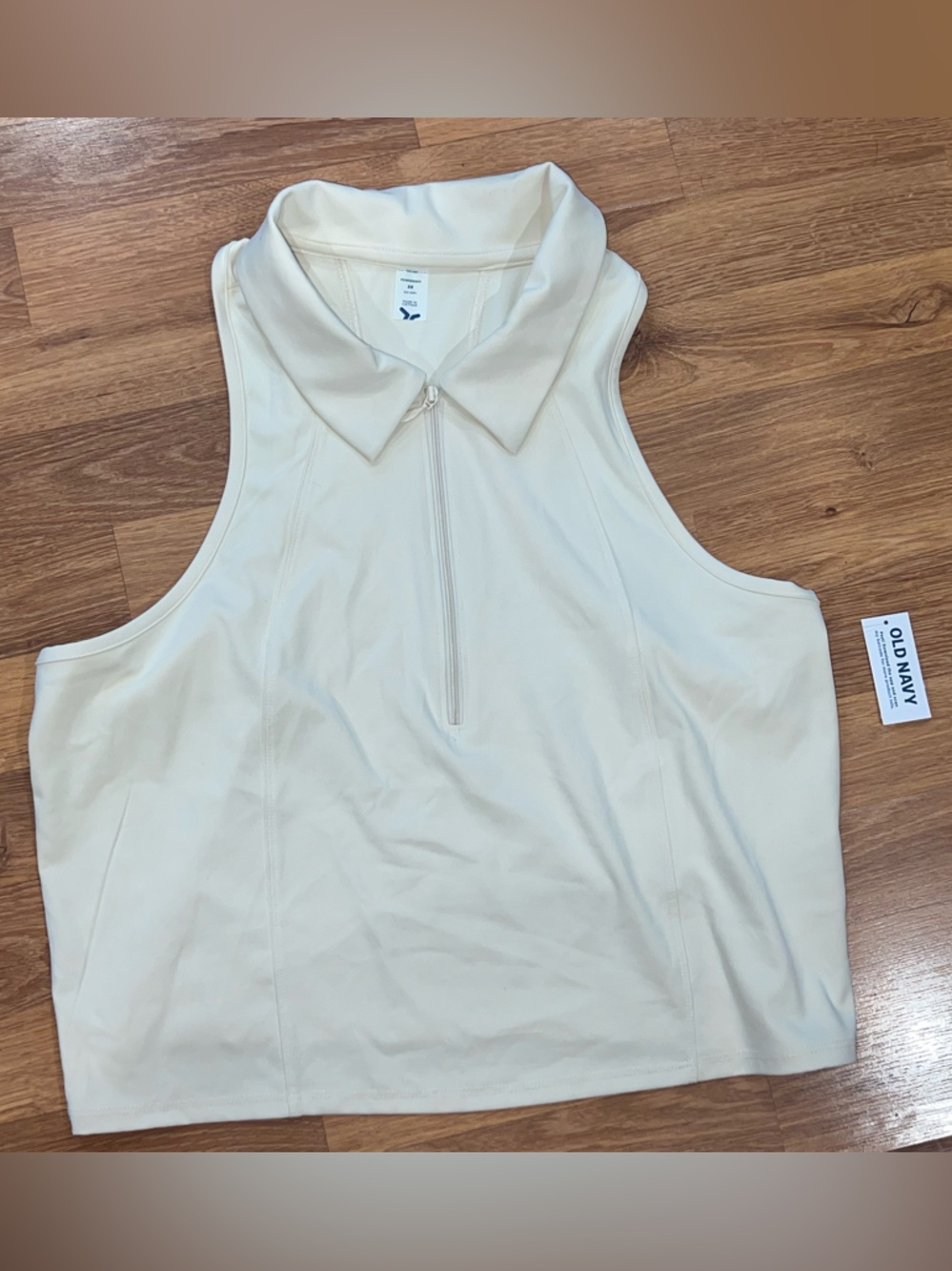 Sleeveless Cream Zip Athletic Top